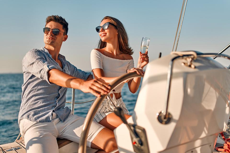 agali_hotels_experiences